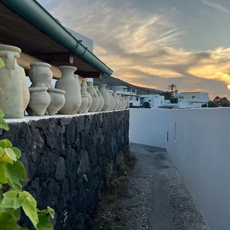 Casa Due Lune 別荘 ストロンボリ